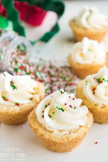 Sugar Cookie Cups! EASY to make cookie cups topped with a smooth and creamy SUGAR COOKIE FROSTING! Perfect Christmas treat
