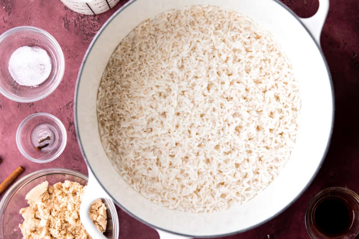 Cooked rice in a dutch oven.